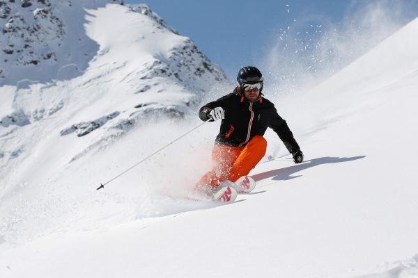 Vivi lo Spirito Olimpico. Entra nel Branco. Respira la libertà della montagna vera. | Hotel Vedig